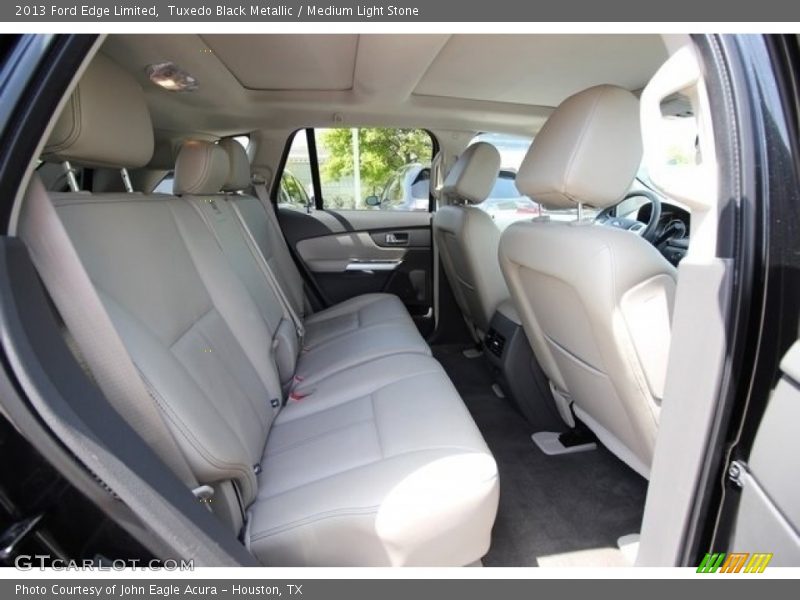 Tuxedo Black Metallic / Medium Light Stone 2013 Ford Edge Limited