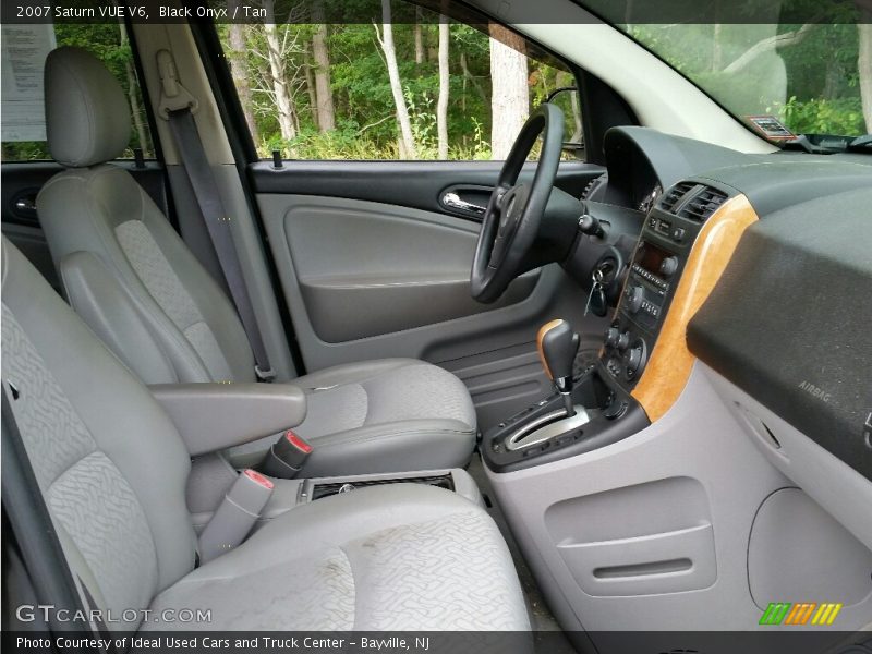 Black Onyx / Tan 2007 Saturn VUE V6