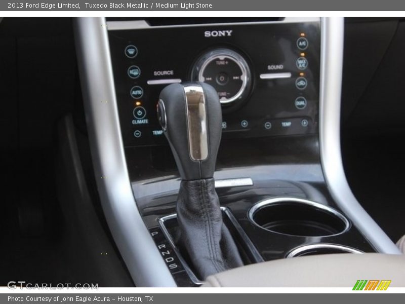 Tuxedo Black Metallic / Medium Light Stone 2013 Ford Edge Limited