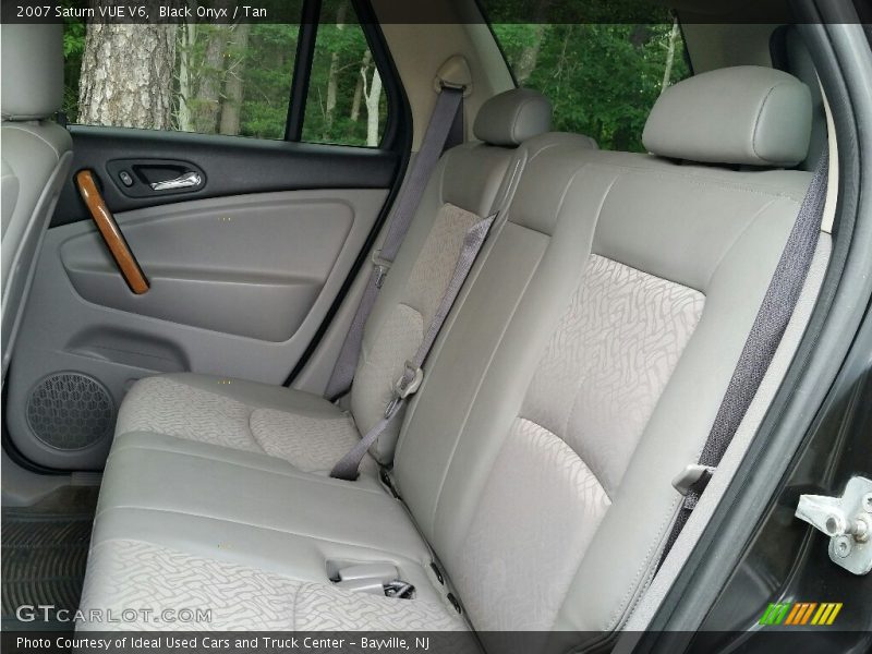 Black Onyx / Tan 2007 Saturn VUE V6