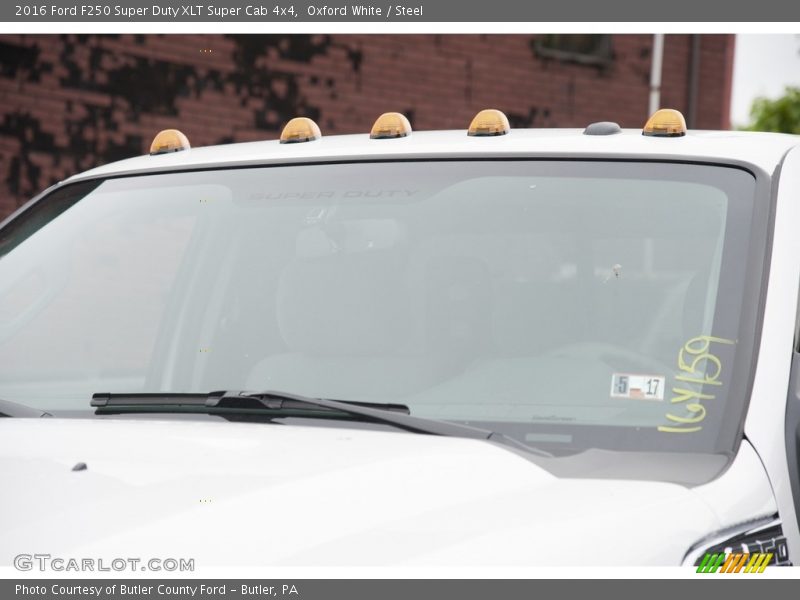 Oxford White / Steel 2016 Ford F250 Super Duty XLT Super Cab 4x4