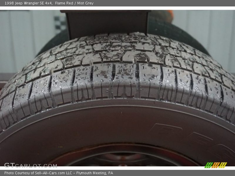 Flame Red / Mist Grey 1998 Jeep Wrangler SE 4x4