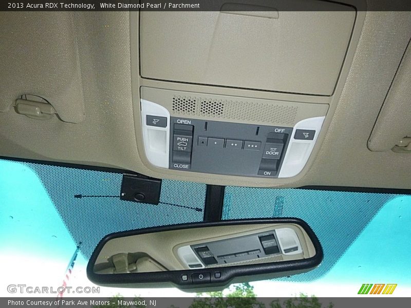 White Diamond Pearl / Parchment 2013 Acura RDX Technology