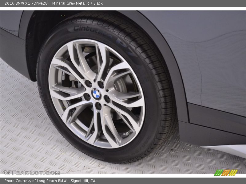Mineral Grey Metallic / Black 2016 BMW X1 xDrive28i