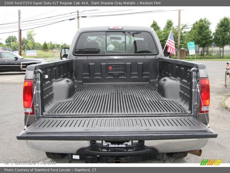 Dark Shadow Gray Metallic / Medium Flint 2006 Ford F250 Super Duty XLT Regular Cab 4x4