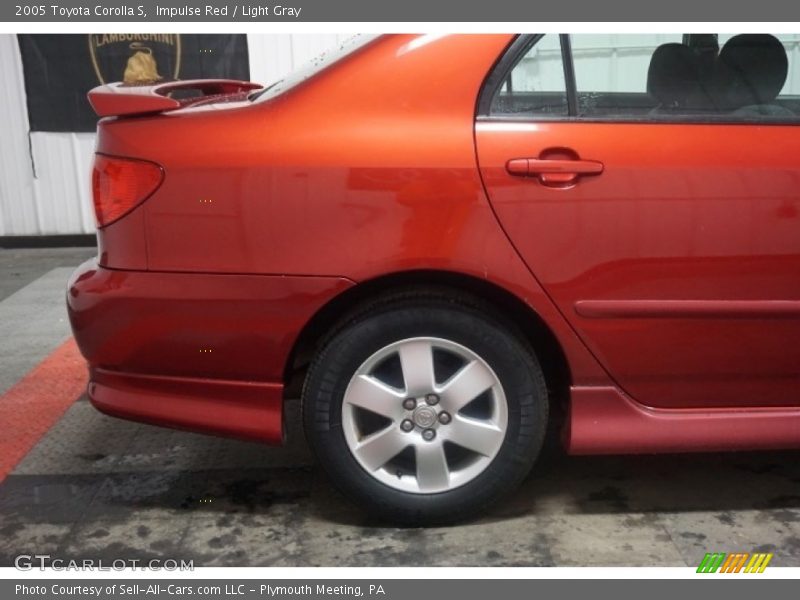 Impulse Red / Light Gray 2005 Toyota Corolla S