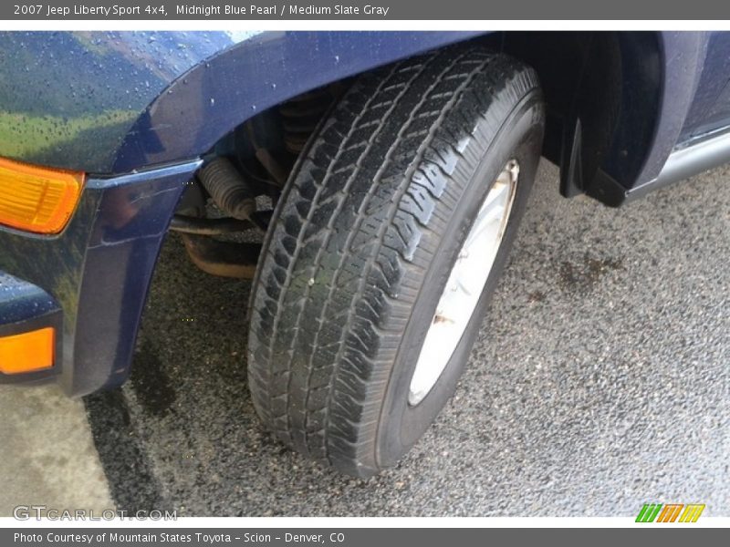 Midnight Blue Pearl / Medium Slate Gray 2007 Jeep Liberty Sport 4x4