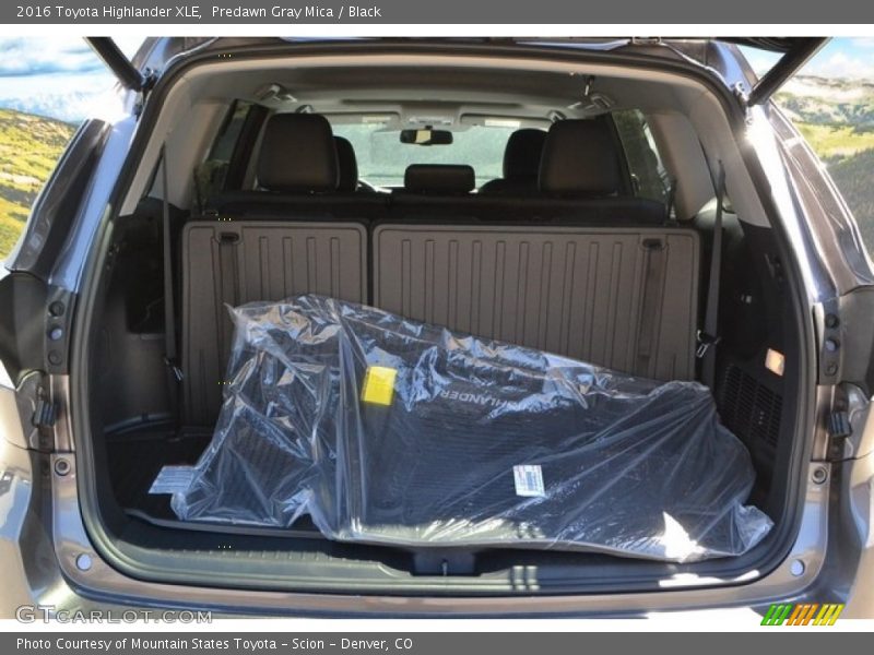 Predawn Gray Mica / Black 2016 Toyota Highlander XLE