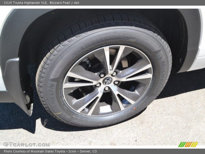 Blizzard Pearl / Ash 2016 Toyota Highlander XLE