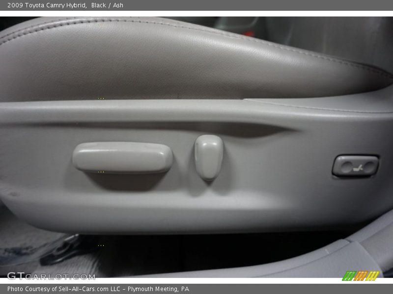 Black / Ash 2009 Toyota Camry Hybrid