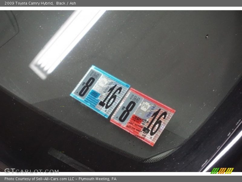 Black / Ash 2009 Toyota Camry Hybrid