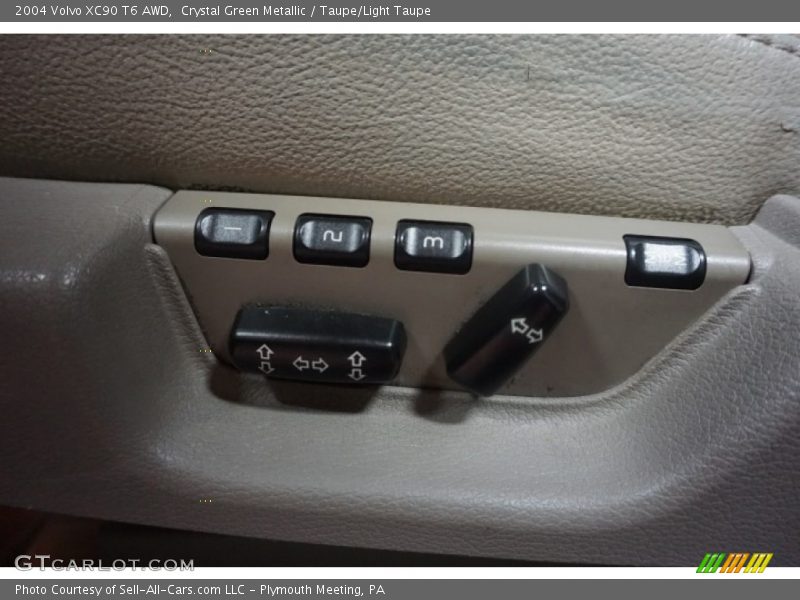 Crystal Green Metallic / Taupe/Light Taupe 2004 Volvo XC90 T6 AWD