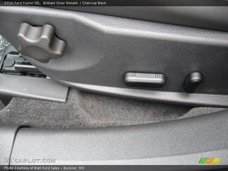 Brilliant Silver Metallic / Charcoal Black 2010 Ford Fusion SEL