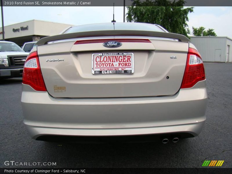 Smokestone Metallic / Camel 2010 Ford Fusion SE