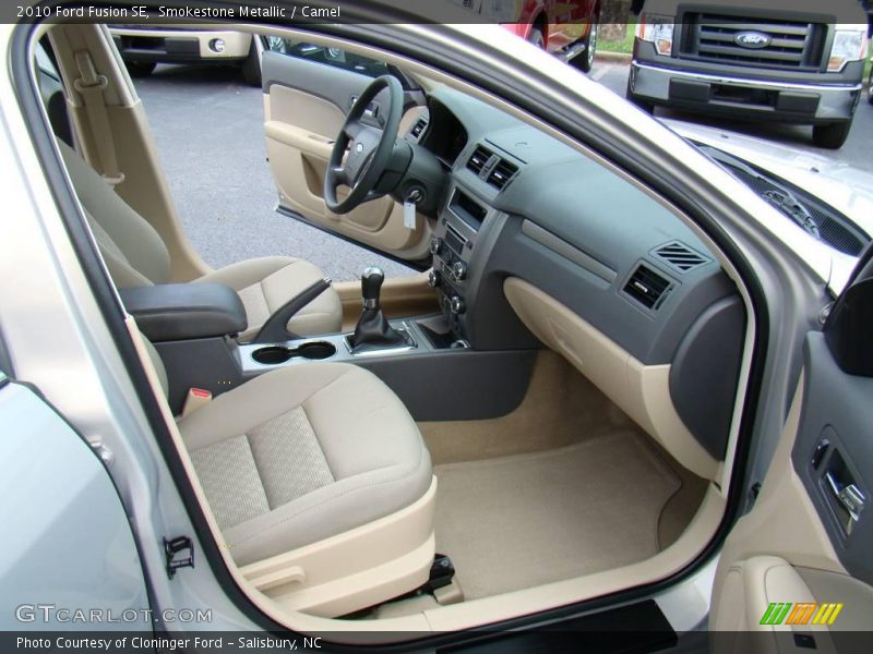 Smokestone Metallic / Camel 2010 Ford Fusion SE