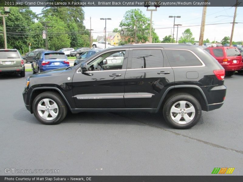 Brilliant Black Crystal Pearl / Dark Graystone/Medium Graystone 2011 Jeep Grand Cherokee Laredo X Package 4x4