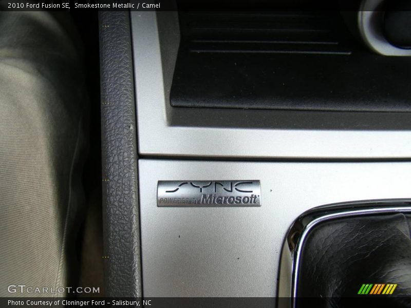 Smokestone Metallic / Camel 2010 Ford Fusion SE