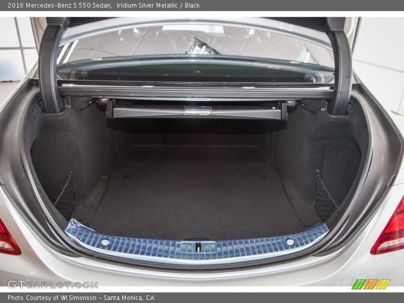 Iridium Silver Metallic / Black 2016 Mercedes-Benz S 550 Sedan