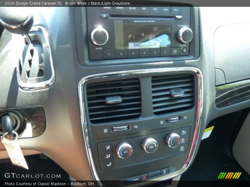 Bright White / Black/Light Graystone 2016 Dodge Grand Caravan SE