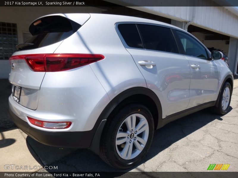 Sparkling Silver / Black 2017 Kia Sportage LX