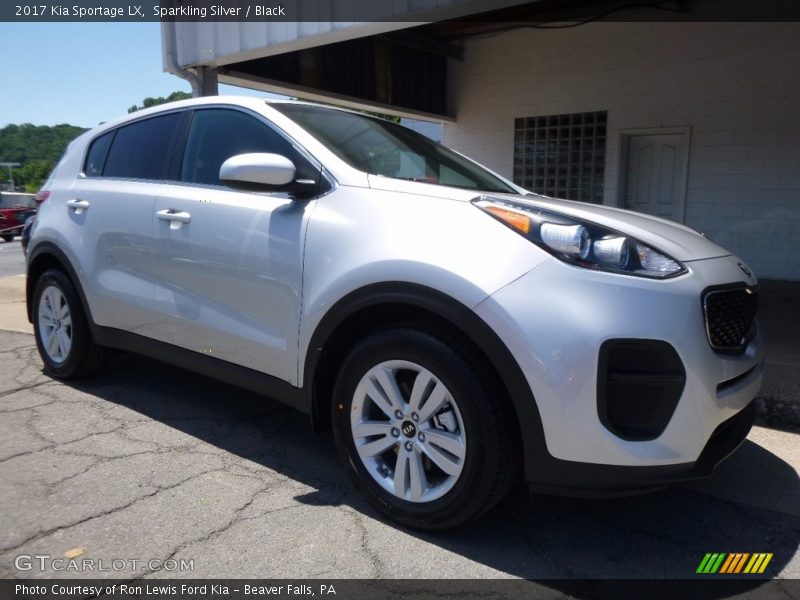 Front 3/4 View of 2017 Sportage LX