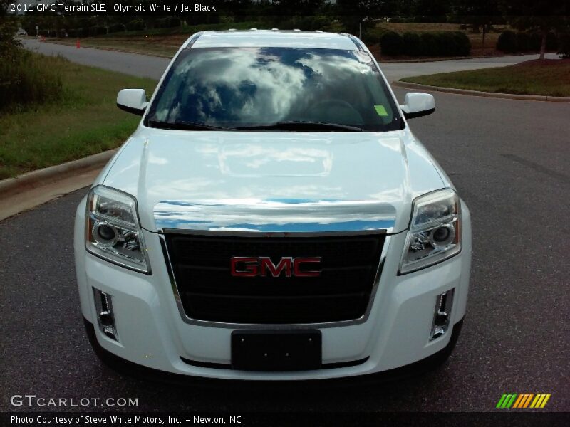 Olympic White / Jet Black 2011 GMC Terrain SLE
