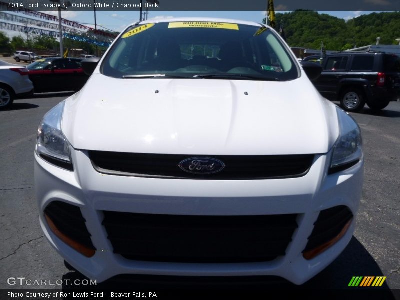 Oxford White / Charcoal Black 2014 Ford Escape S