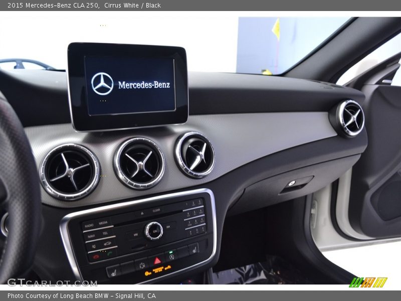 Cirrus White / Black 2015 Mercedes-Benz CLA 250