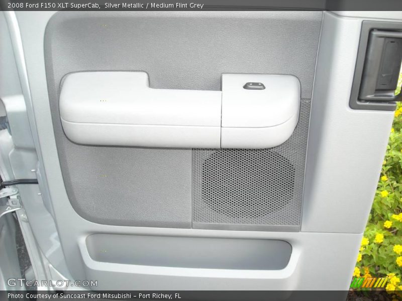 Silver Metallic / Medium Flint Grey 2008 Ford F150 XLT SuperCab