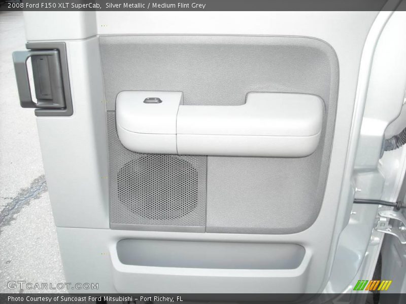 Silver Metallic / Medium Flint Grey 2008 Ford F150 XLT SuperCab