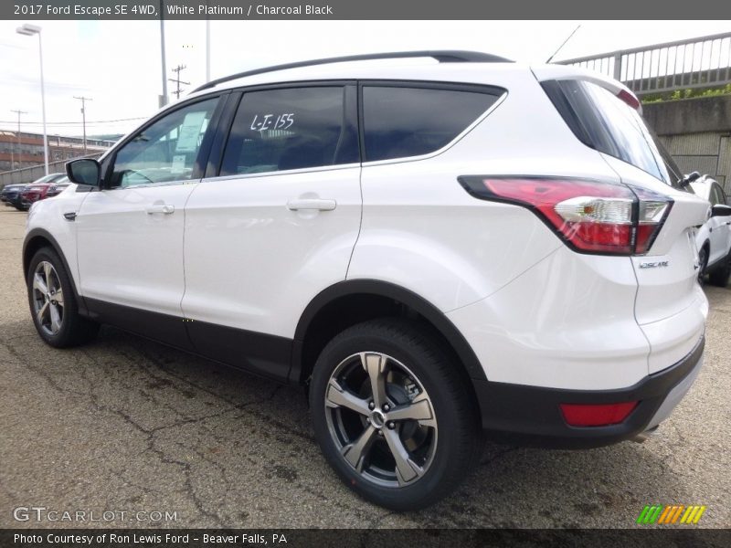 White Platinum / Charcoal Black 2017 Ford Escape SE 4WD