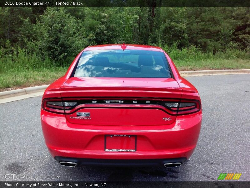 TorRed / Black 2016 Dodge Charger R/T