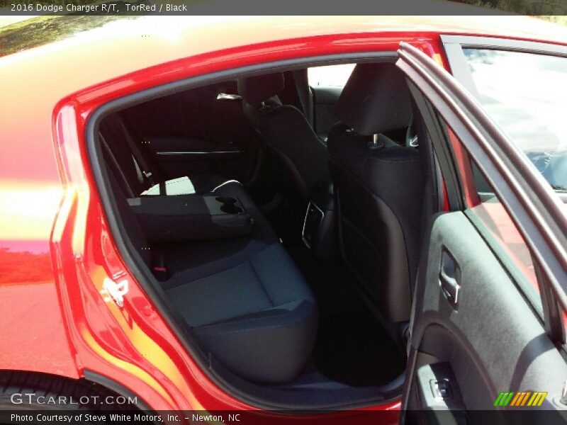 TorRed / Black 2016 Dodge Charger R/T