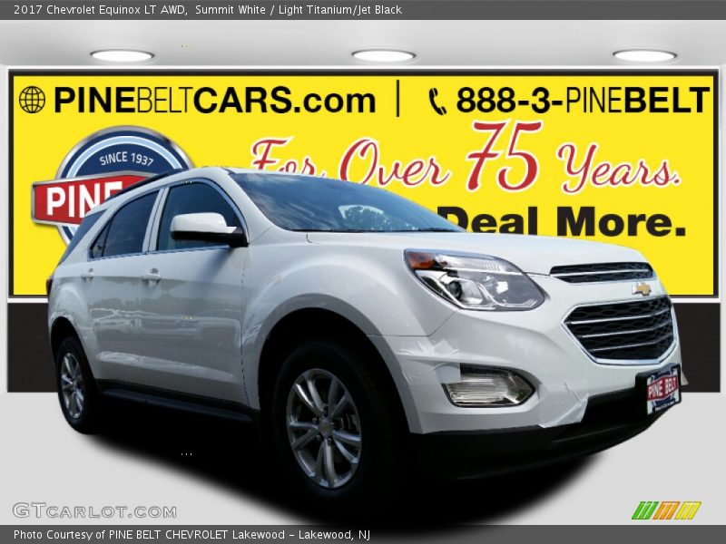 Summit White / Light Titanium/Jet Black 2017 Chevrolet Equinox LT AWD