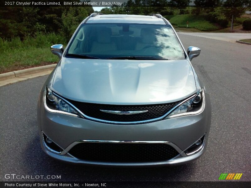 Billet Silver Metallic / Black/Alloy 2017 Chrysler Pacifica Limited