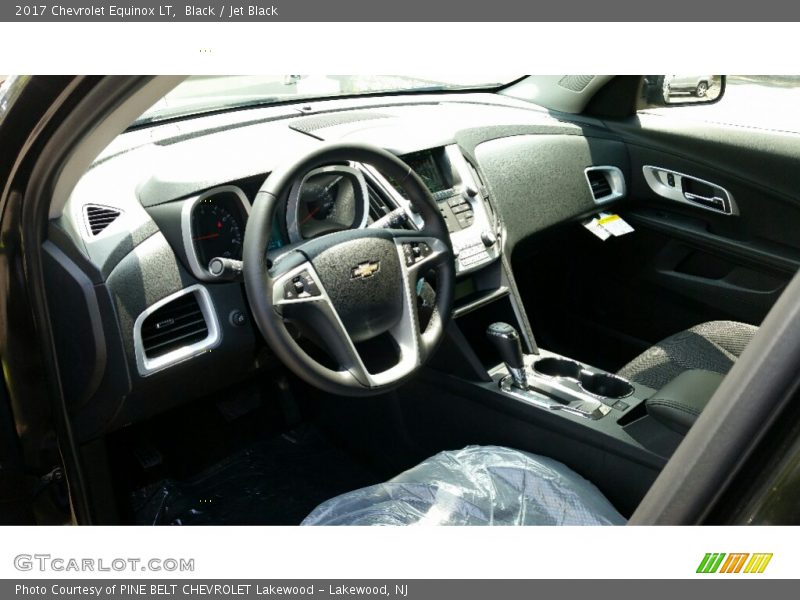 Black / Jet Black 2017 Chevrolet Equinox LT