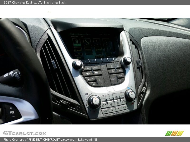 Black / Jet Black 2017 Chevrolet Equinox LT