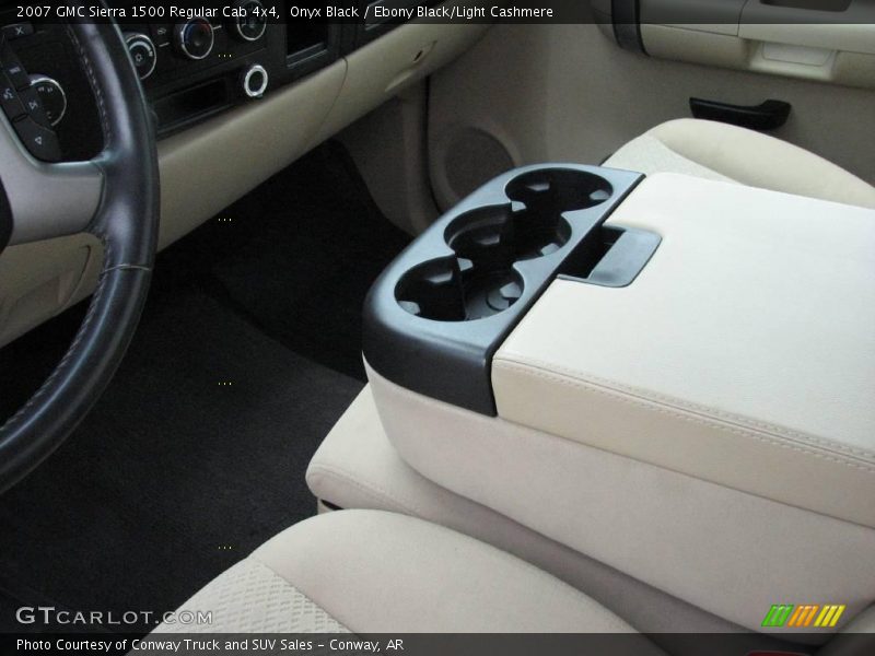 Onyx Black / Ebony Black/Light Cashmere 2007 GMC Sierra 1500 Regular Cab 4x4