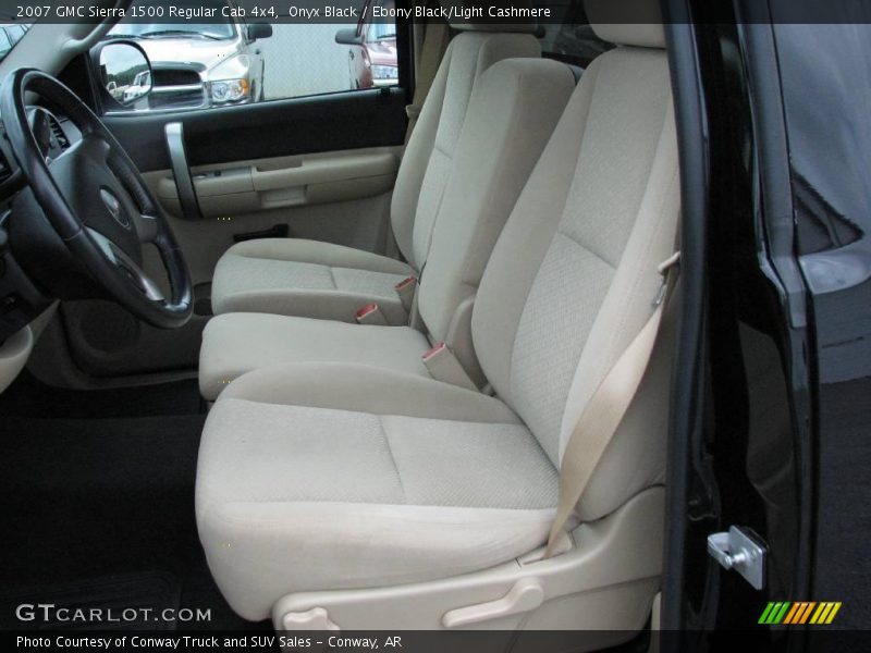 Onyx Black / Ebony Black/Light Cashmere 2007 GMC Sierra 1500 Regular Cab 4x4