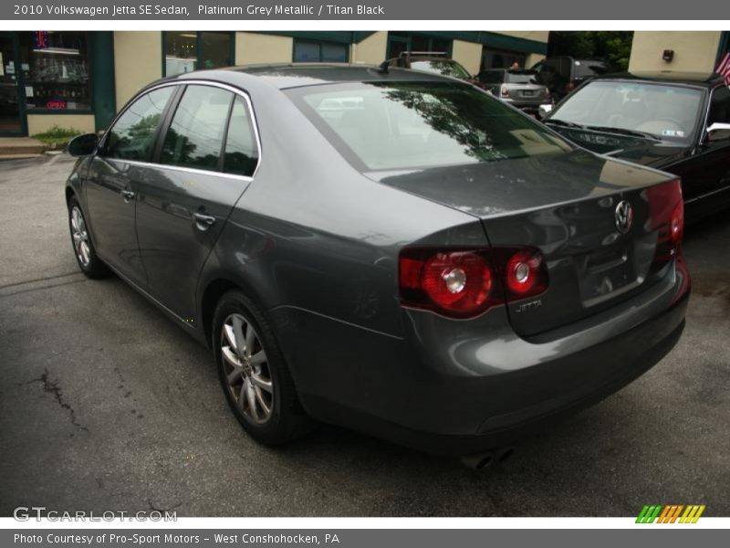 Platinum Grey Metallic / Titan Black 2010 Volkswagen Jetta SE Sedan