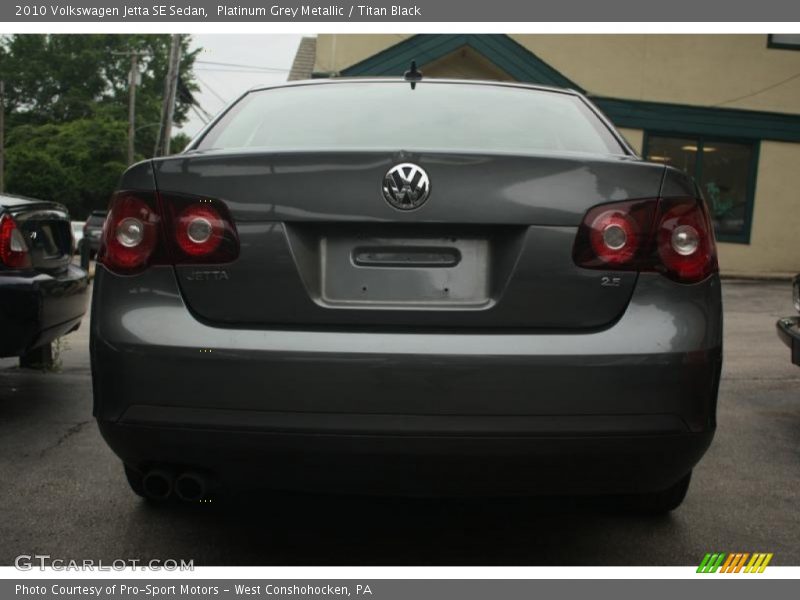 Platinum Grey Metallic / Titan Black 2010 Volkswagen Jetta SE Sedan
