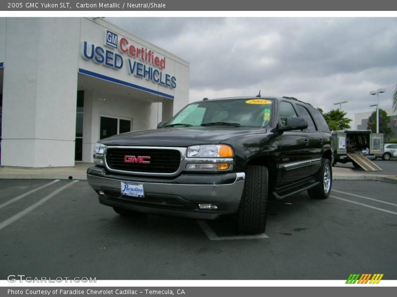 Carbon Metallic / Neutral/Shale 2005 GMC Yukon SLT