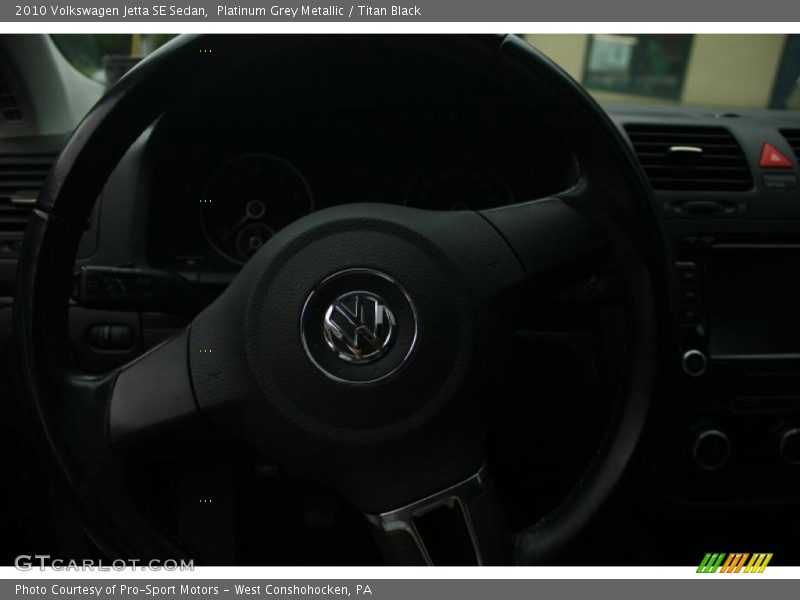 Platinum Grey Metallic / Titan Black 2010 Volkswagen Jetta SE Sedan