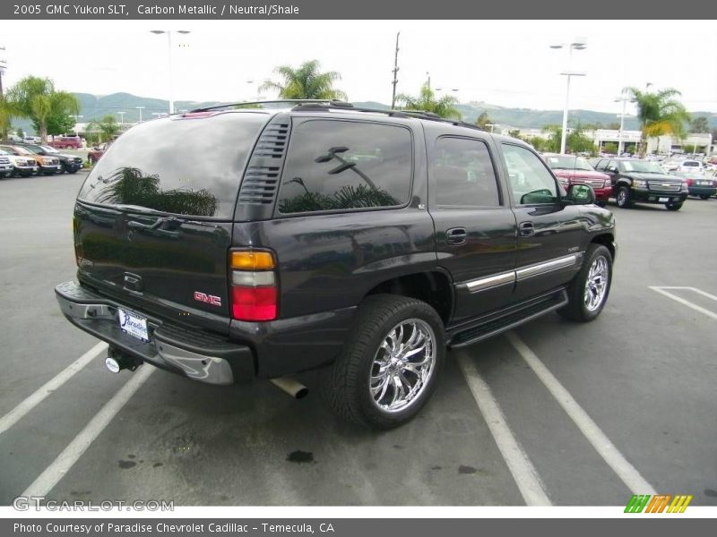 Carbon Metallic / Neutral/Shale 2005 GMC Yukon SLT