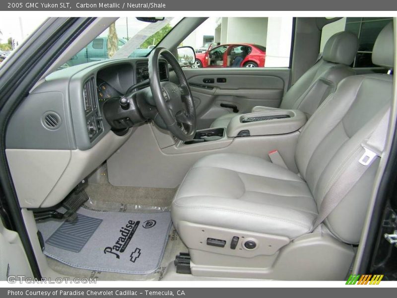 Carbon Metallic / Neutral/Shale 2005 GMC Yukon SLT