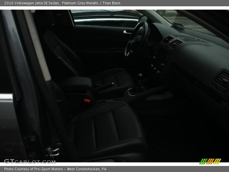 Platinum Grey Metallic / Titan Black 2010 Volkswagen Jetta SE Sedan
