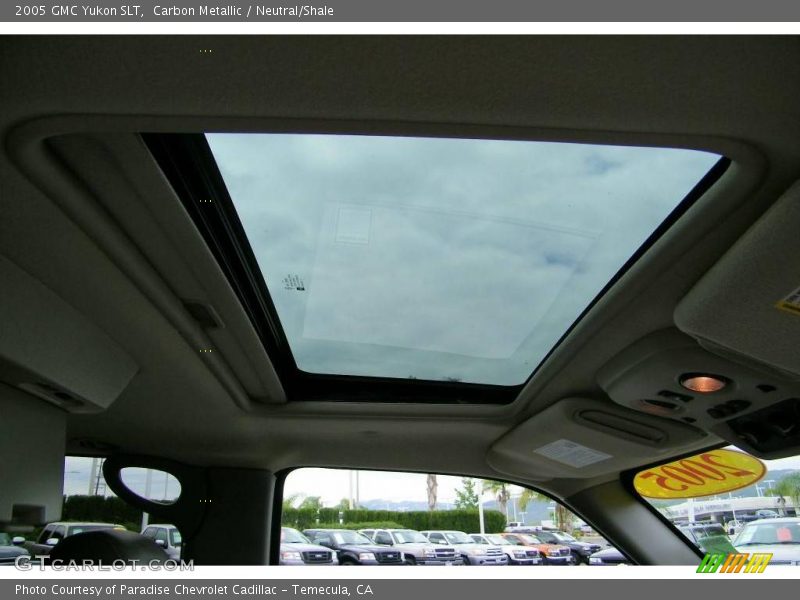Carbon Metallic / Neutral/Shale 2005 GMC Yukon SLT