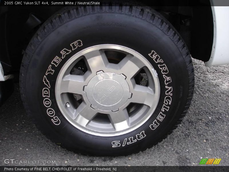 Summit White / Neutral/Shale 2005 GMC Yukon SLT 4x4