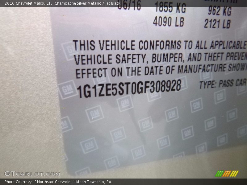 Champagne Silver Metallic / Jet Black 2016 Chevrolet Malibu LT