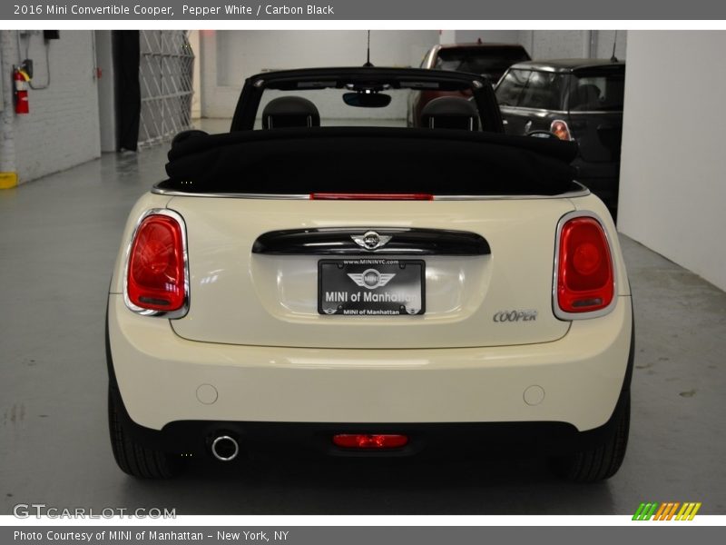 Pepper White / Carbon Black 2016 Mini Convertible Cooper